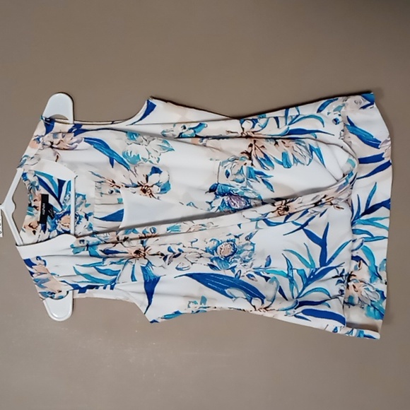 Alfani Tops - Alfani Tropical Flowered Faux Wrap Tuni Sleeveless Blouse Size 6